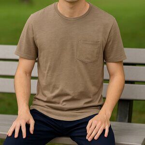 Guess Men's Los Angeles Short Sleeve Pocket‎ w/ Rounded Hem Tee - size S